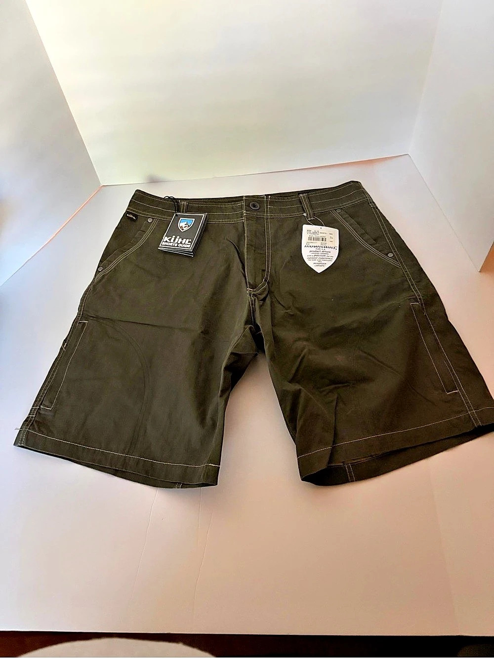 Kuhl Rambler Short Cargo Shorts Gunmetal Waist 34 NWT